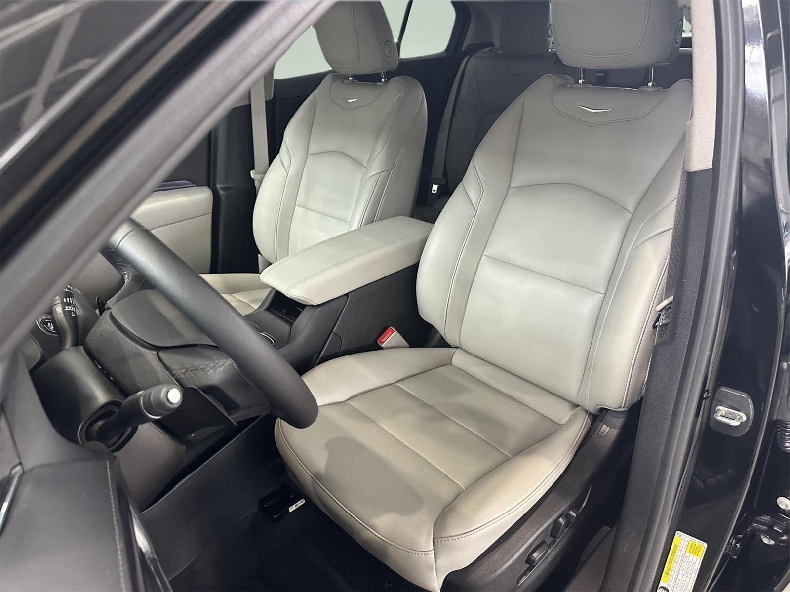 2023 Cadillac XT4 AWD Luxury
