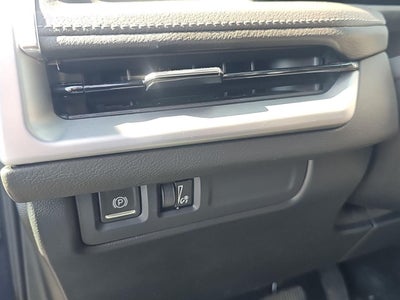 2025 Cadillac XT4 AWD Premium Luxury
