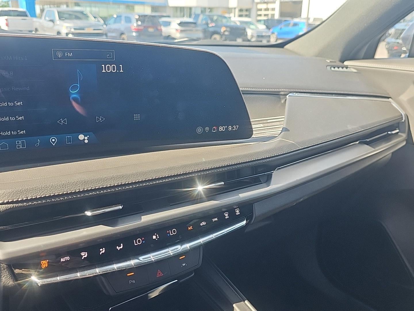 2025 Cadillac XT4 AWD Premium Luxury