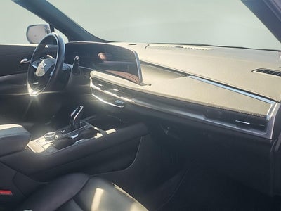 2025 Cadillac XT4 AWD Premium Luxury