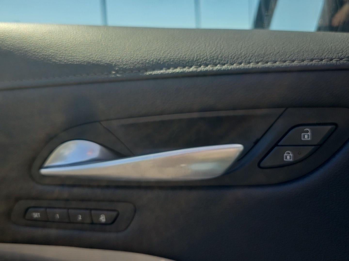 2025 Cadillac XT4 AWD Premium Luxury