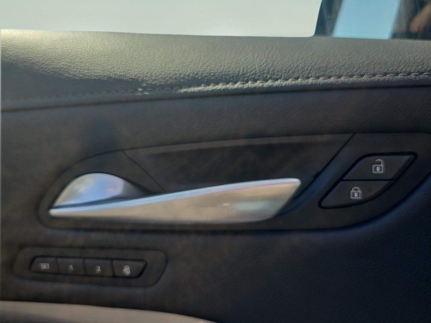 2025 Cadillac XT4 AWD Premium Luxury