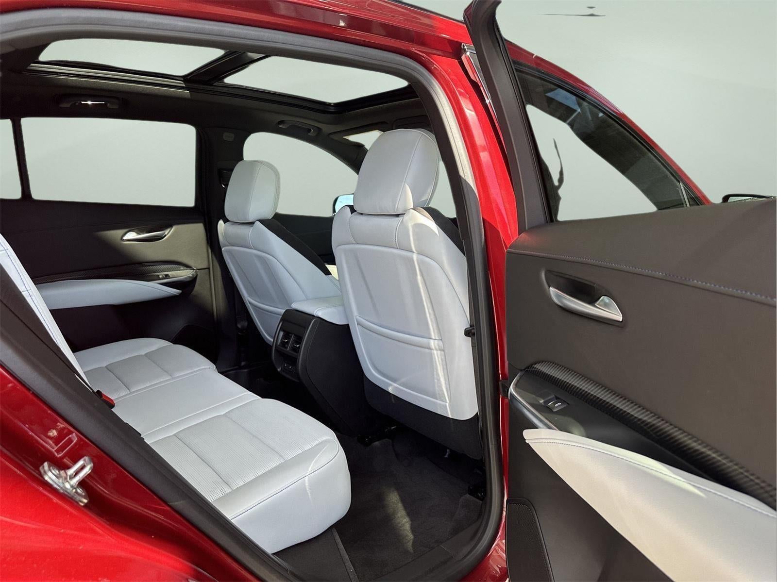 2024 Cadillac XT4 AWD Sport
