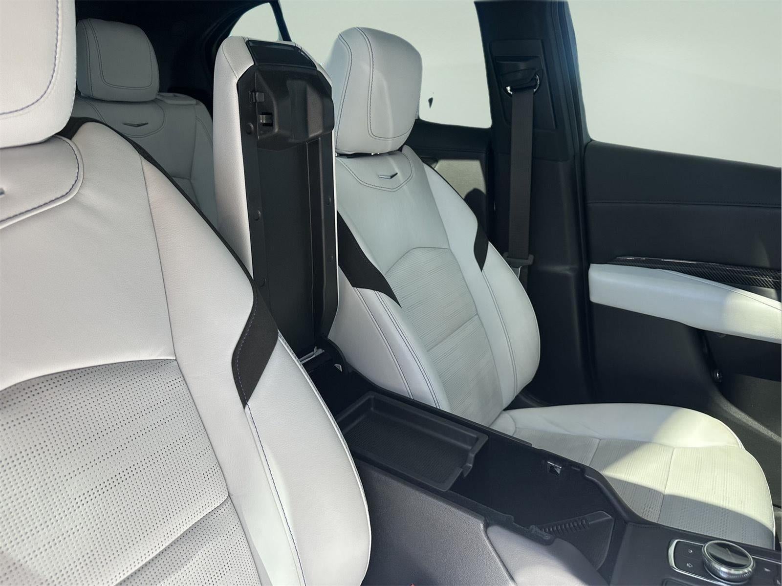 2024 Cadillac XT4 AWD Sport