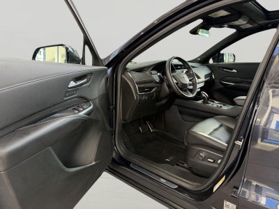 2023 Cadillac XT4 AWD Sport