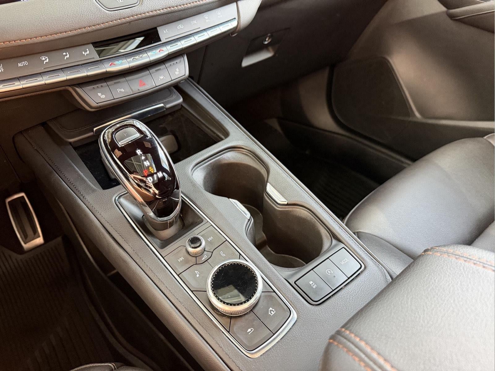2023 Cadillac XT4 AWD Sport
