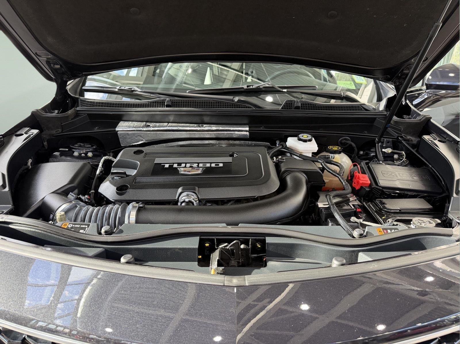 2023 Cadillac XT4 AWD Sport