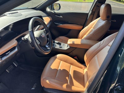 2024 Cadillac XT4 AWD Sport