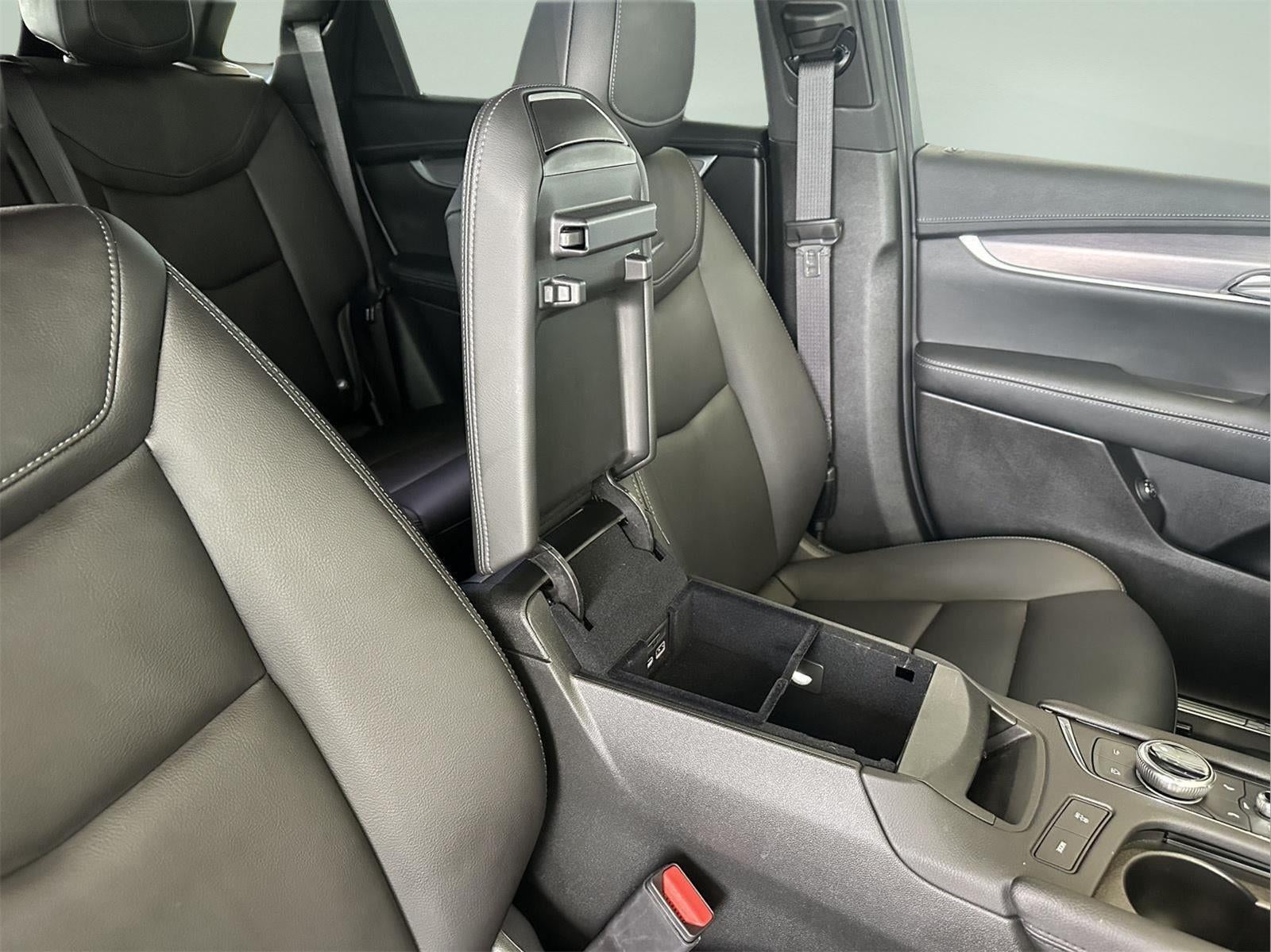 2025 Cadillac XT5 FWD Luxury