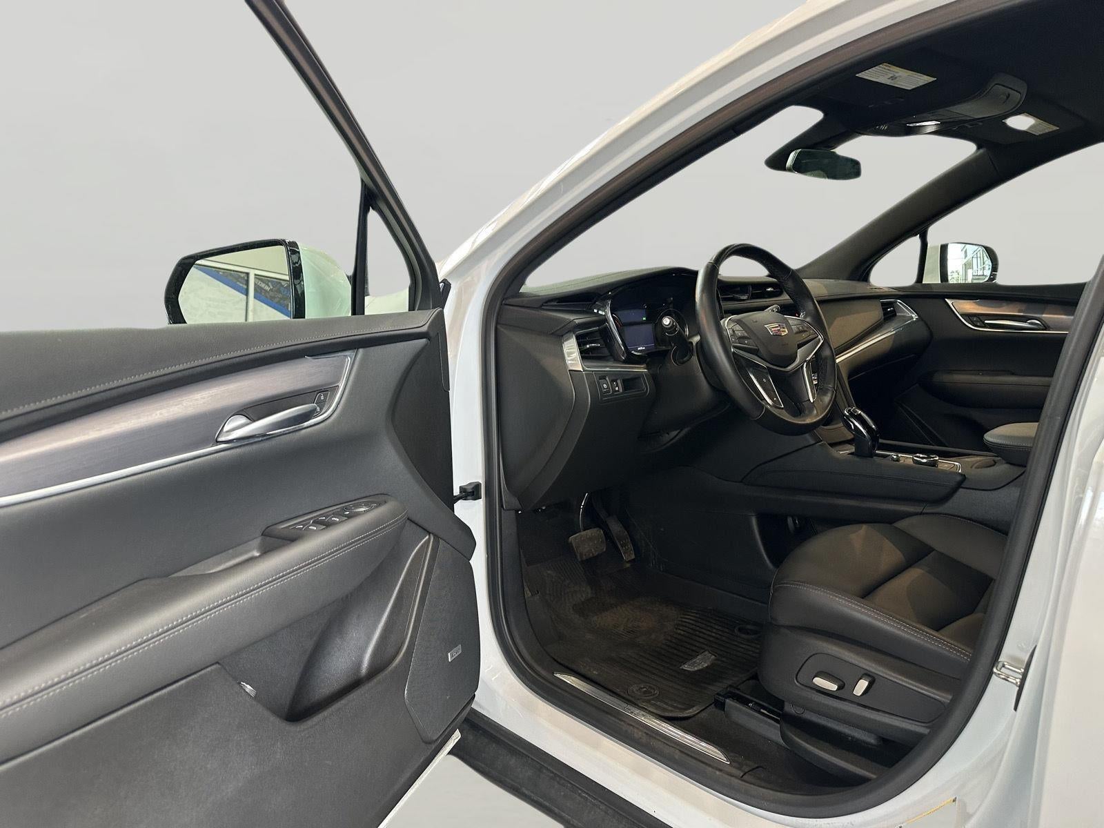 2023 Cadillac XT5 AWD Luxury