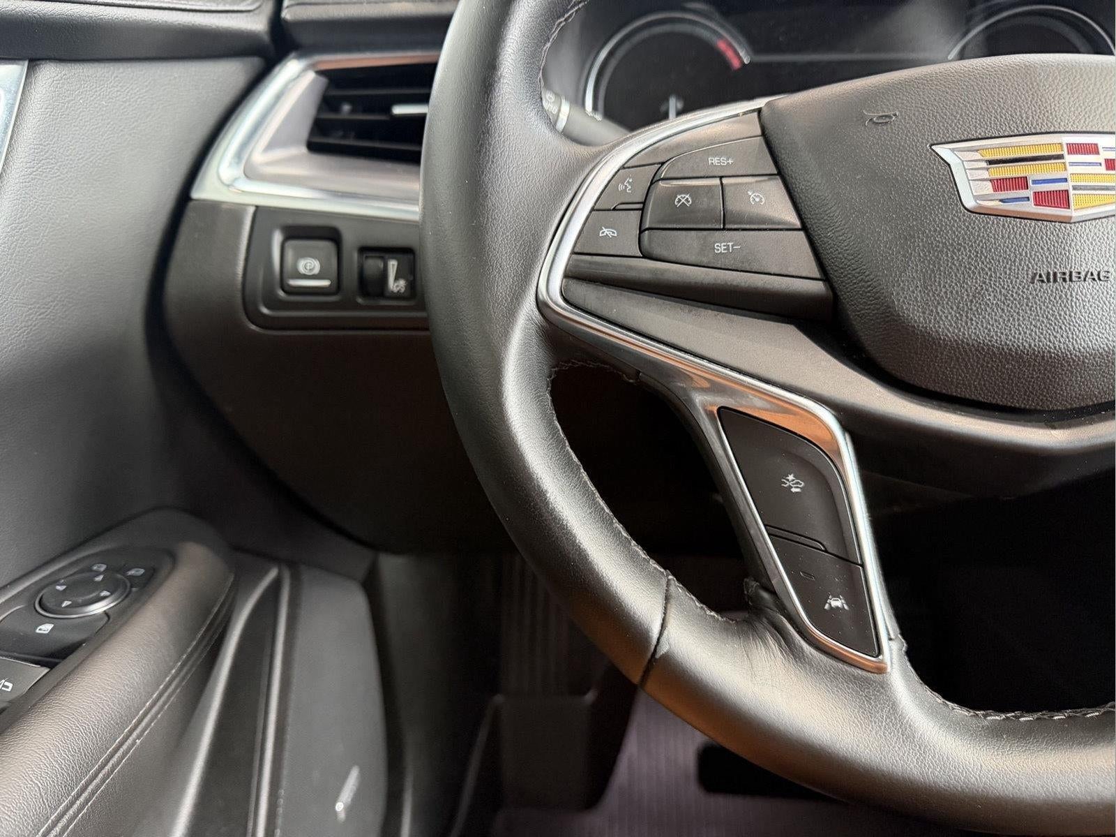 2023 Cadillac Xt5 AWD Luxury