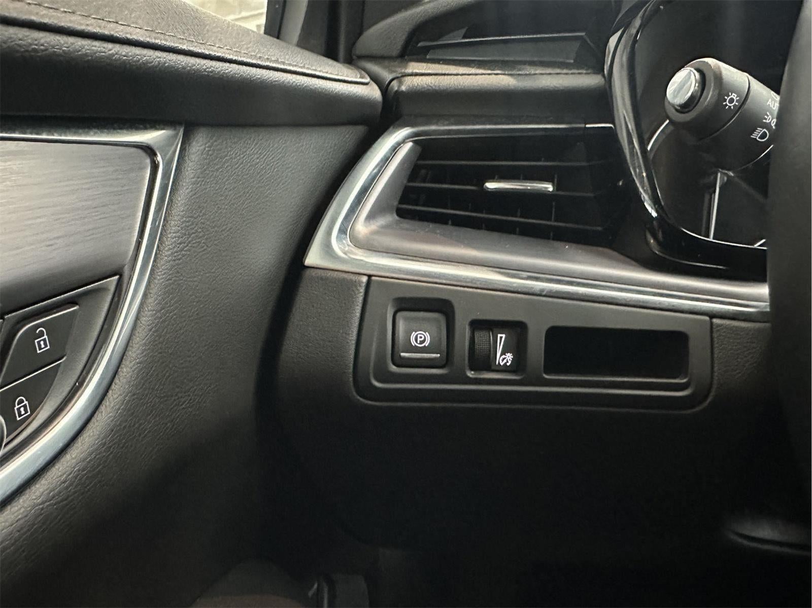 2023 Cadillac XT5 AWD Luxury