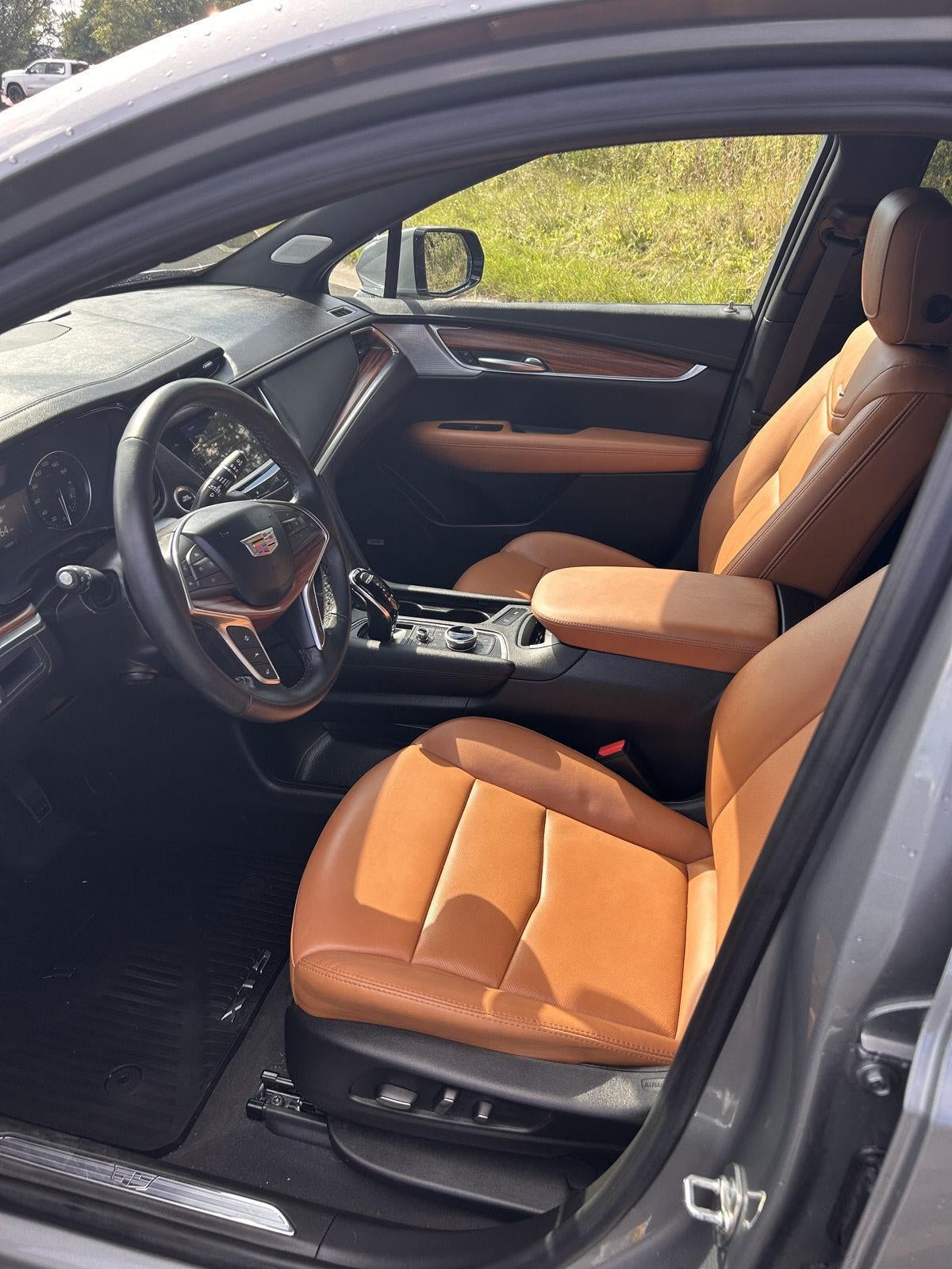 2024 Cadillac XT5 FWD Premium Luxury