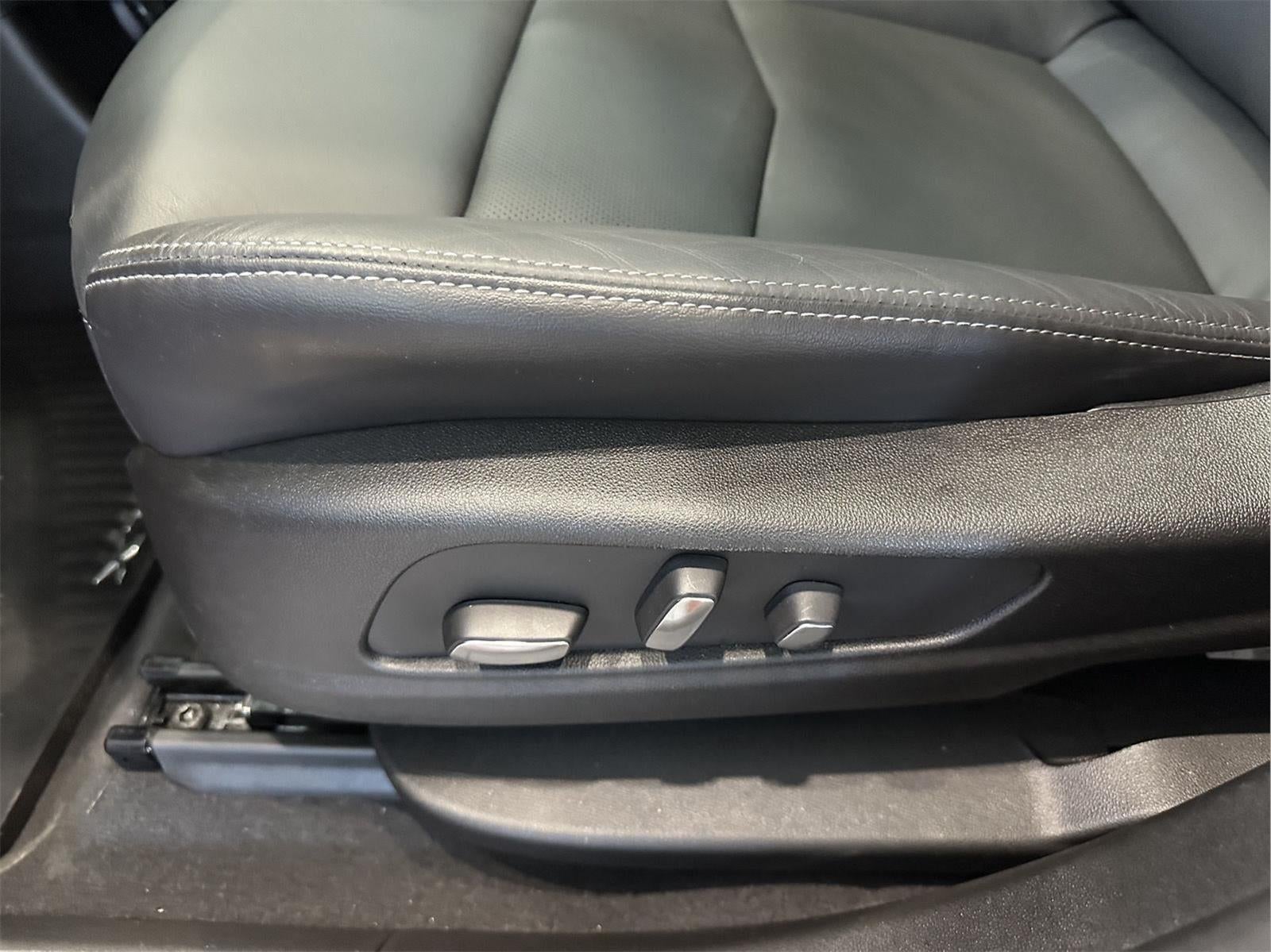 2024 Cadillac XT5 AWD Premium Luxury