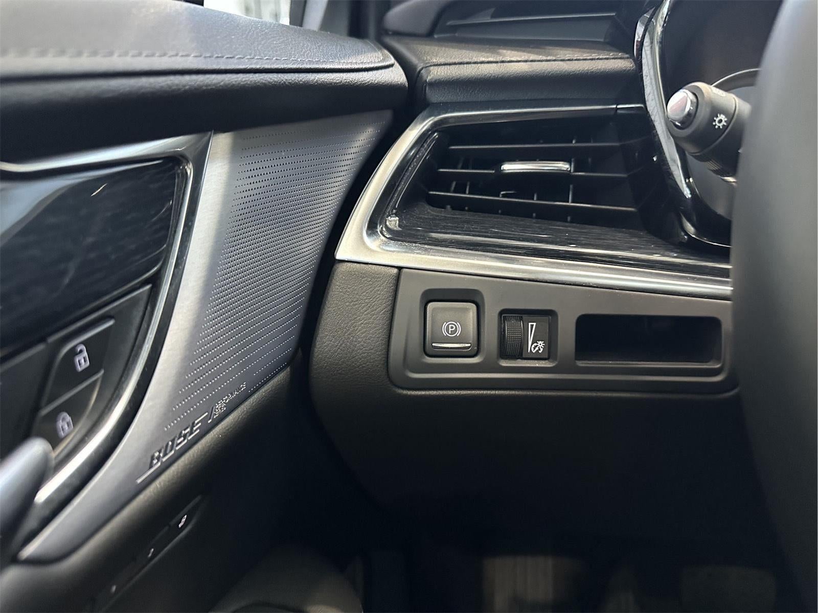 2024 Cadillac XT5 AWD Premium Luxury