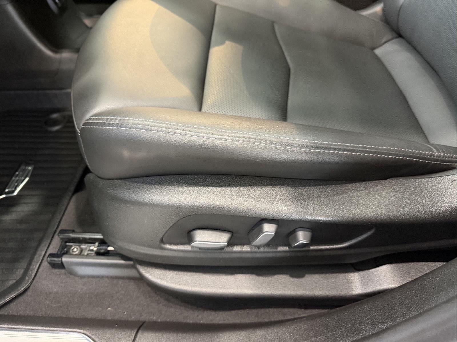 2024 Cadillac XT5 AWD Premium Luxury