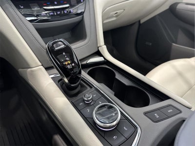2022 Cadillac XT5 AWD Premium Luxury