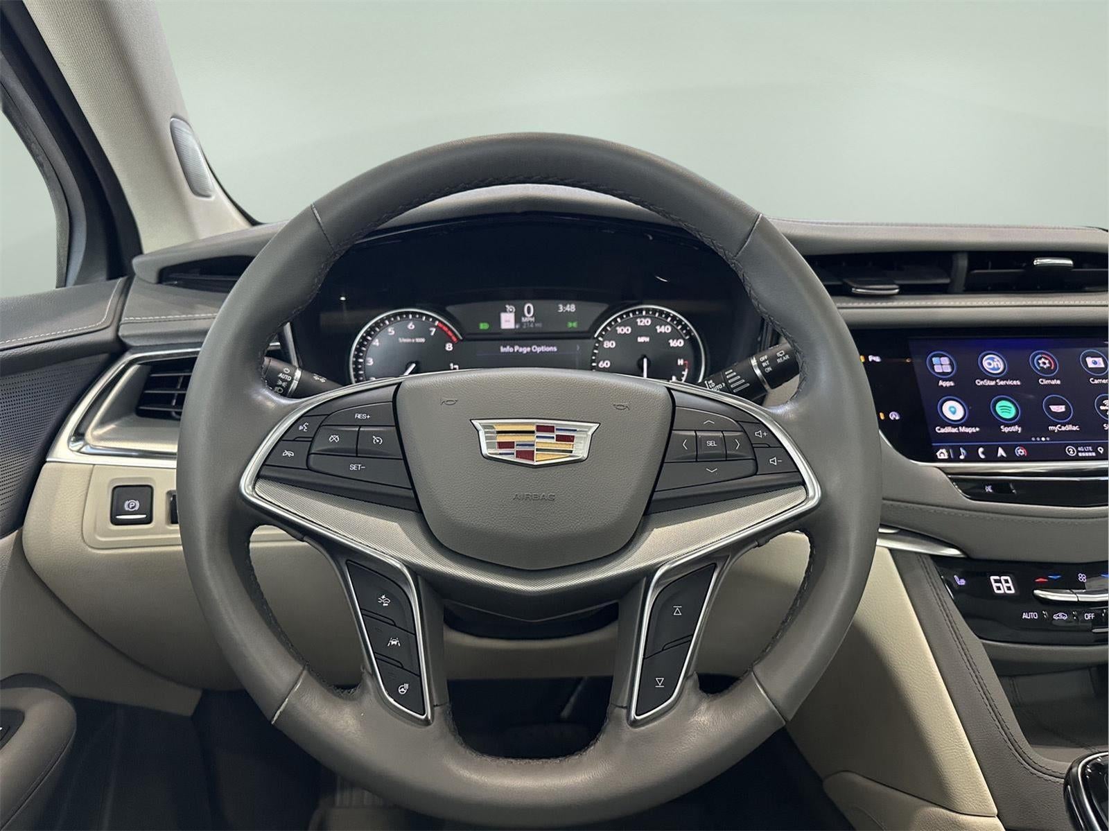 2022 Cadillac XT5 AWD Premium Luxury
