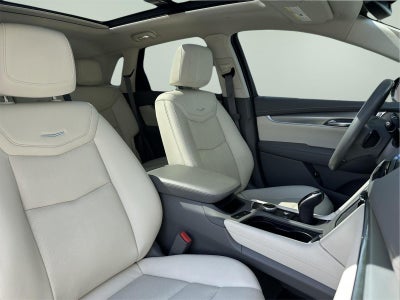 2022 Cadillac XT5 AWD Premium Luxury
