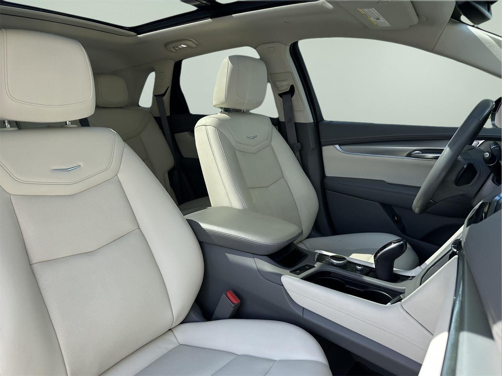 2022 Cadillac XT5 AWD Premium Luxury