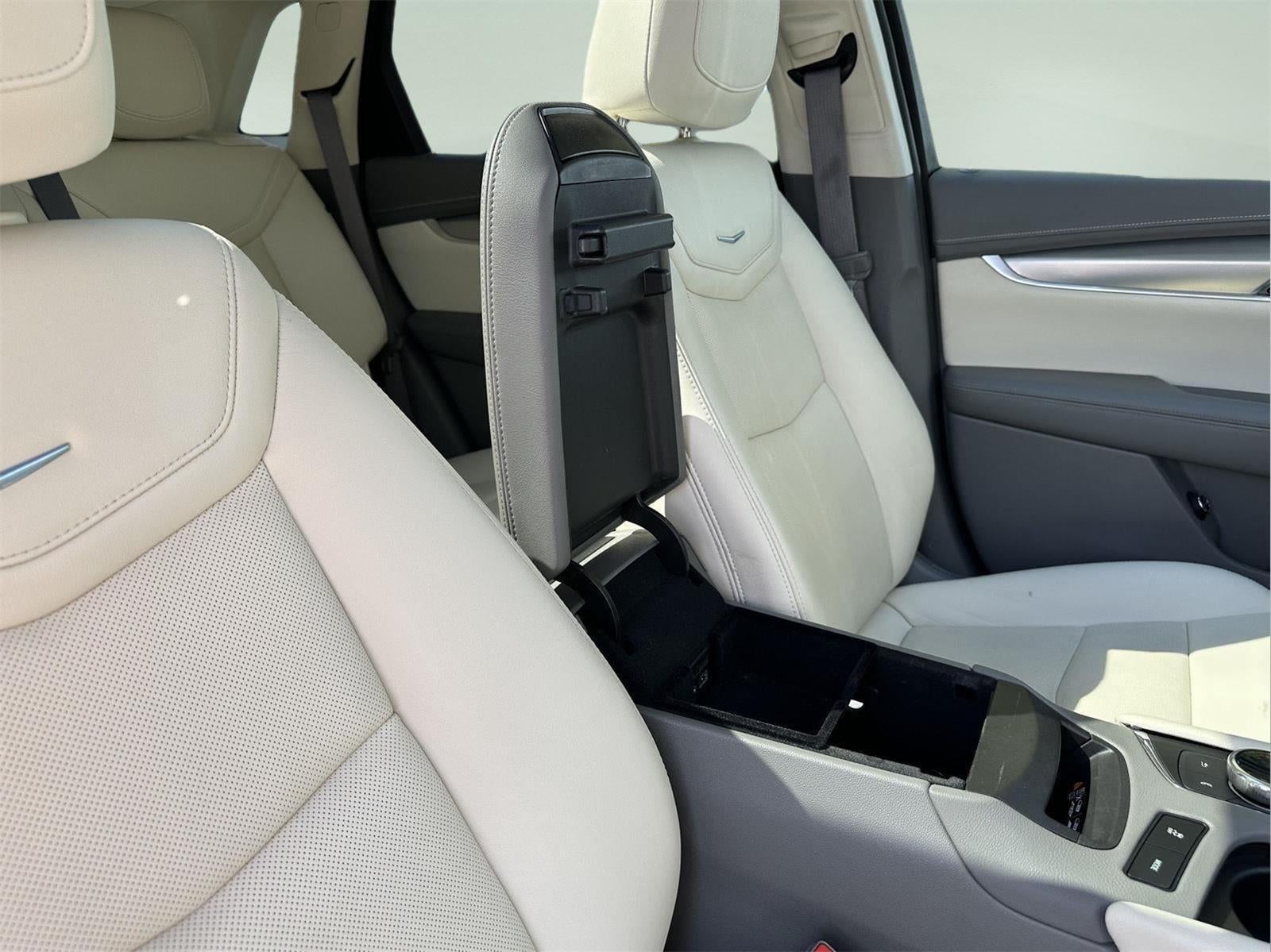 2022 Cadillac XT5 AWD Premium Luxury