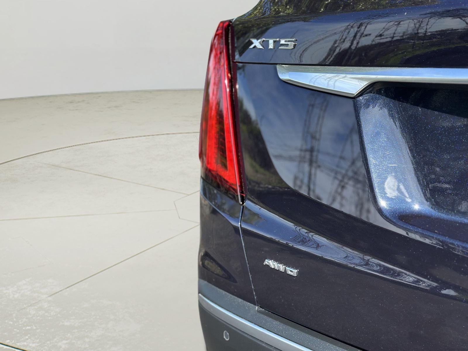 2022 Cadillac XT5 AWD Premium Luxury