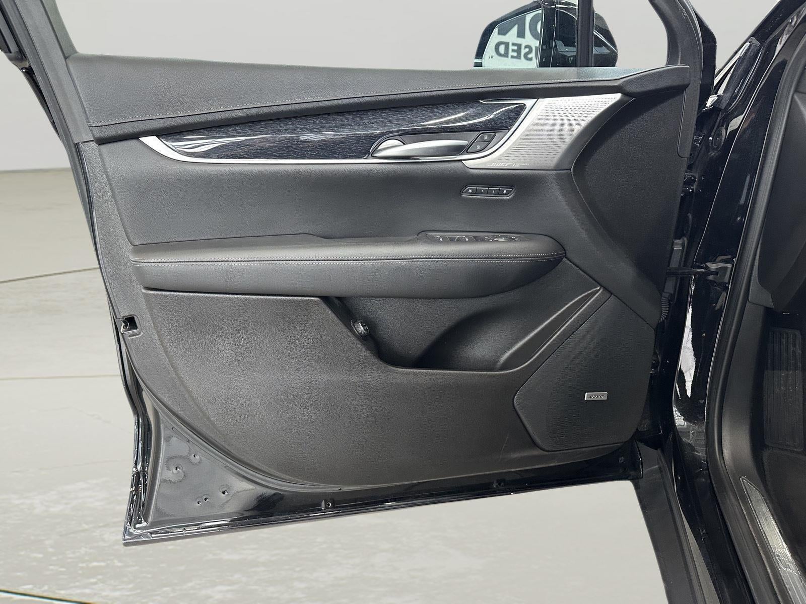 2022 Cadillac XT5 AWD Premium Luxury