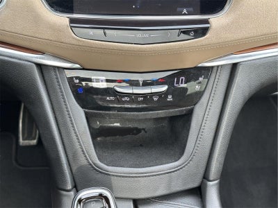 2017 Cadillac XT5 Platinum AWD