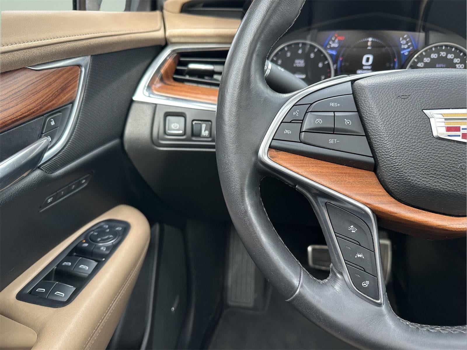 2017 Cadillac XT5 Platinum AWD