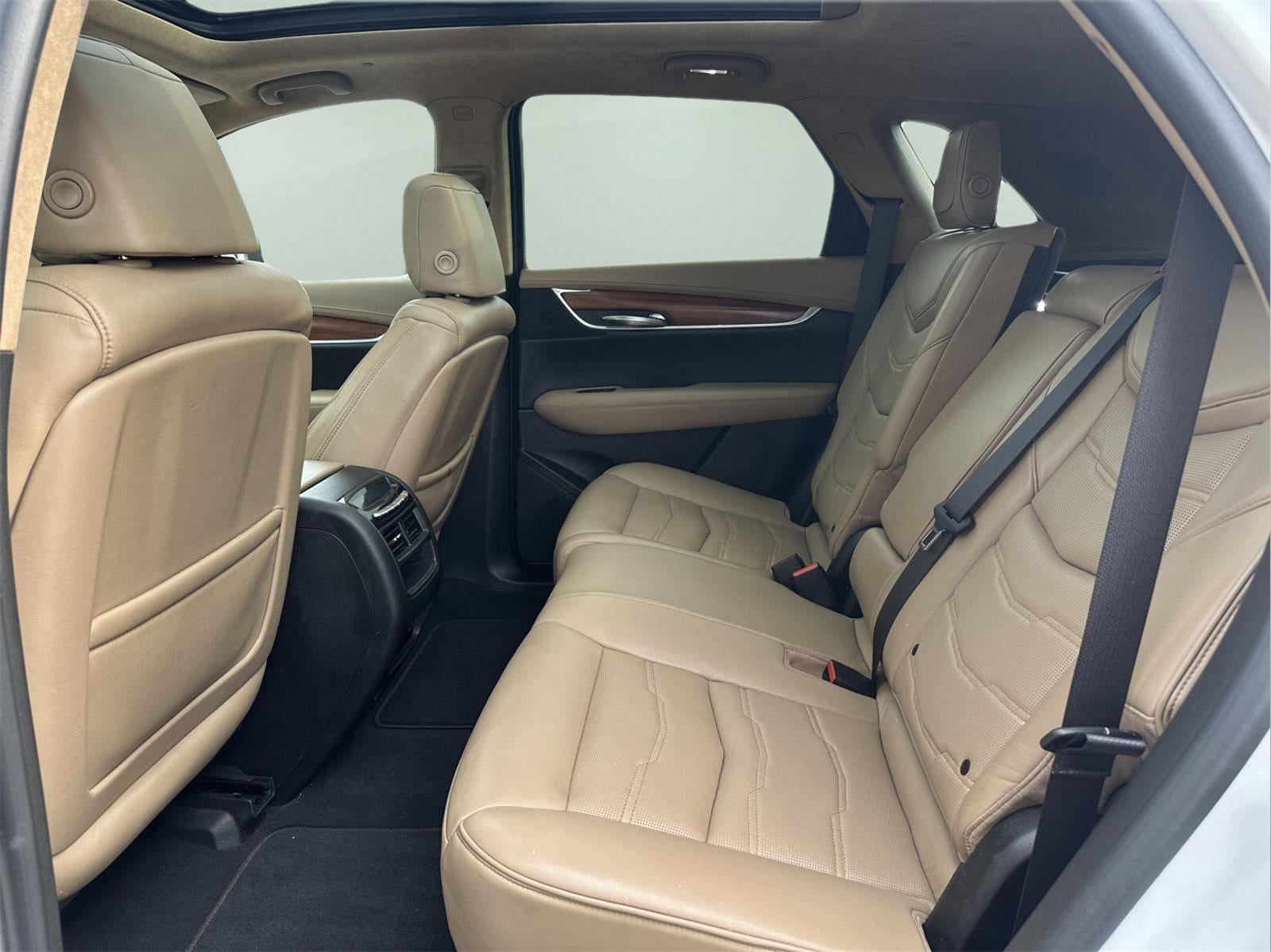 2017 Cadillac XT5 Platinum AWD