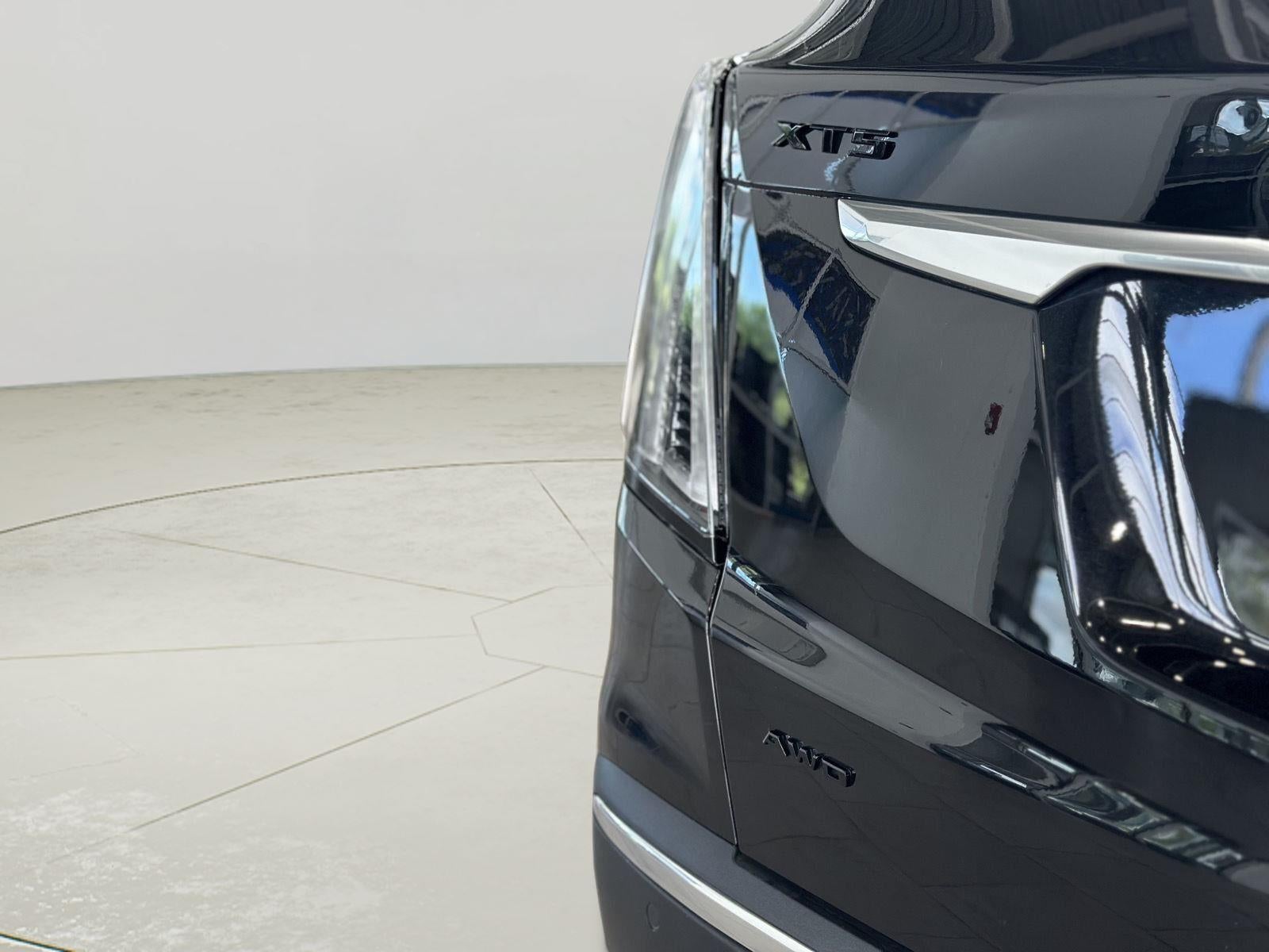 2023 Cadillac XT5 AWD Sport