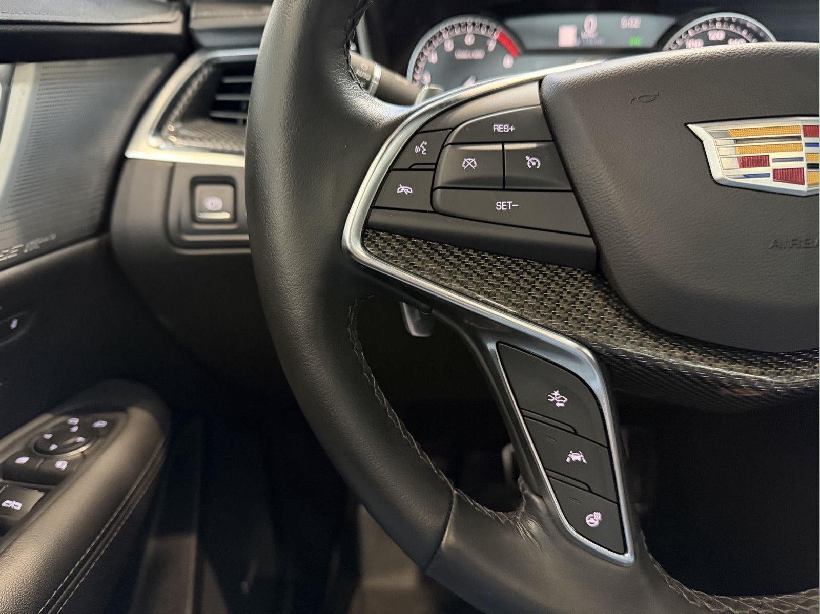2023 Cadillac XT5 AWD Sport