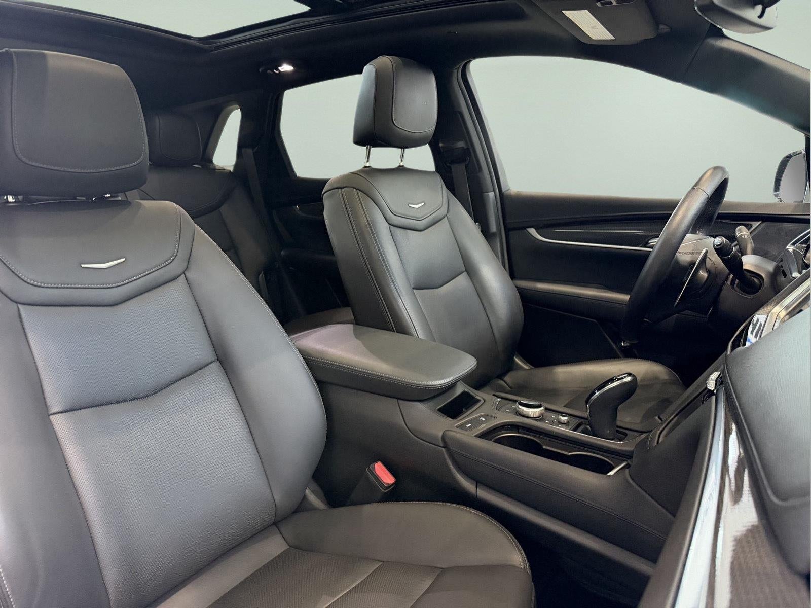 2023 Cadillac XT5 AWD Sport