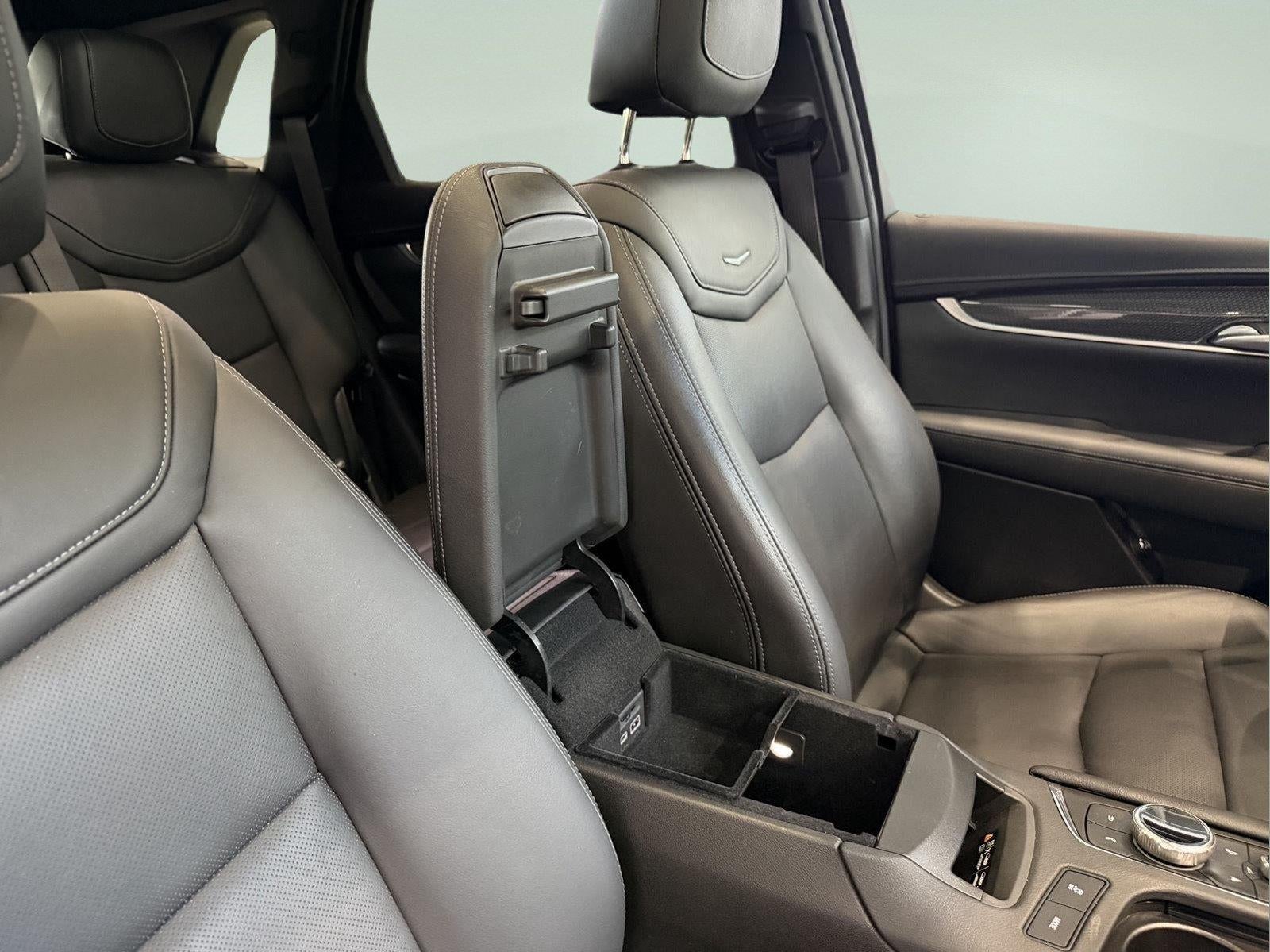 2023 Cadillac XT5 AWD Sport