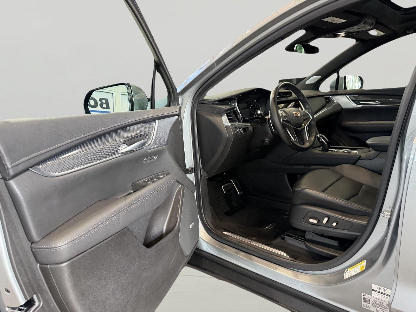 2023 Cadillac XT5 AWD Sport
