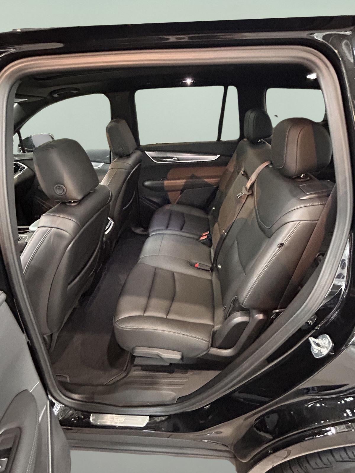2024 Cadillac XT6 AWD Luxury