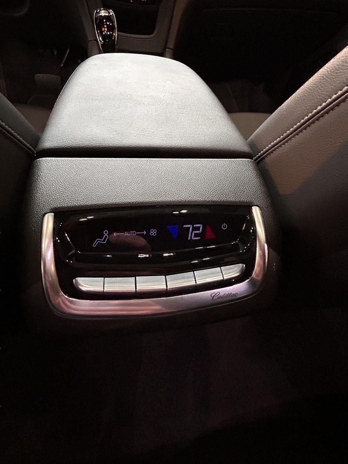 2024 Cadillac XT6 AWD Luxury