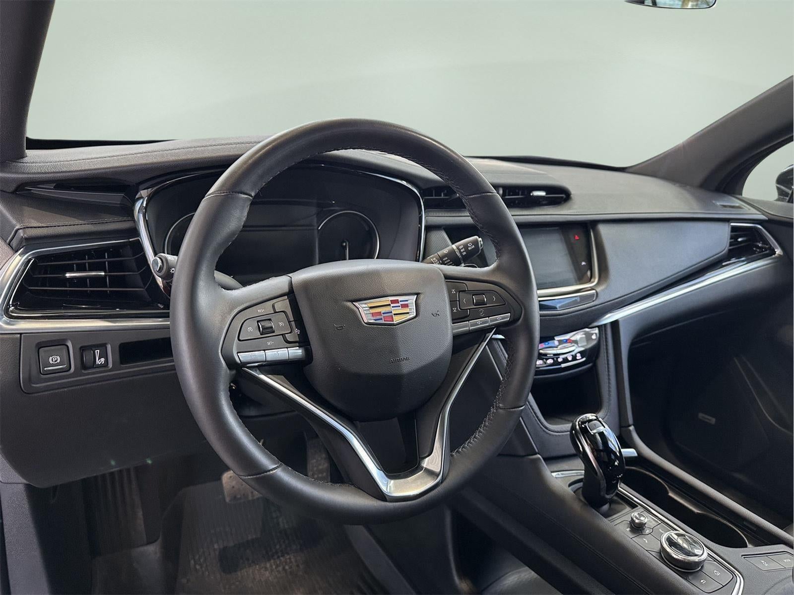 2024 Cadillac XT6 AWD Luxury