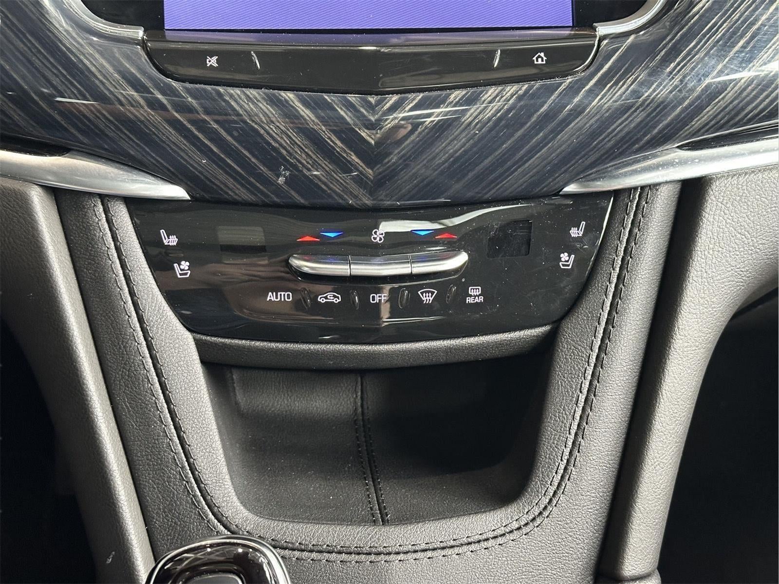 2024 Cadillac XT6 AWD Premium Luxury