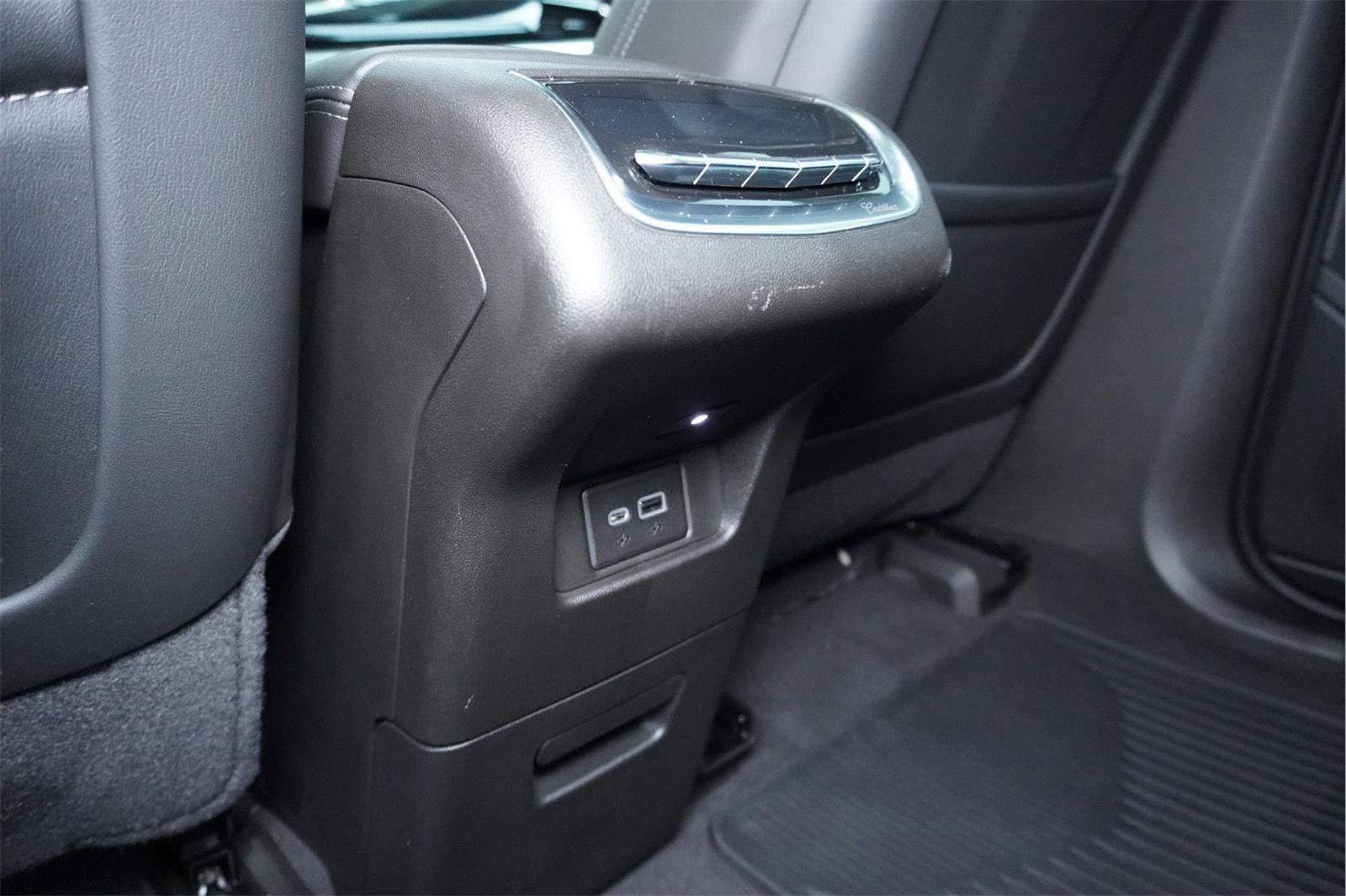 2023 Cadillac XT6 AWD Sport