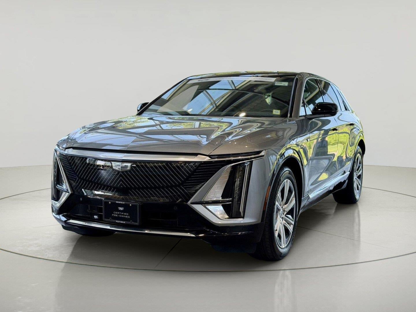 2024 Cadillac Lyriq Tech