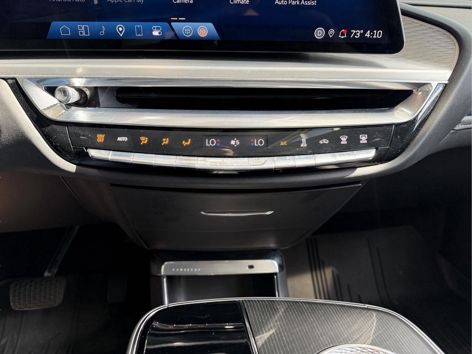 2024 Cadillac Lyriq Luxury