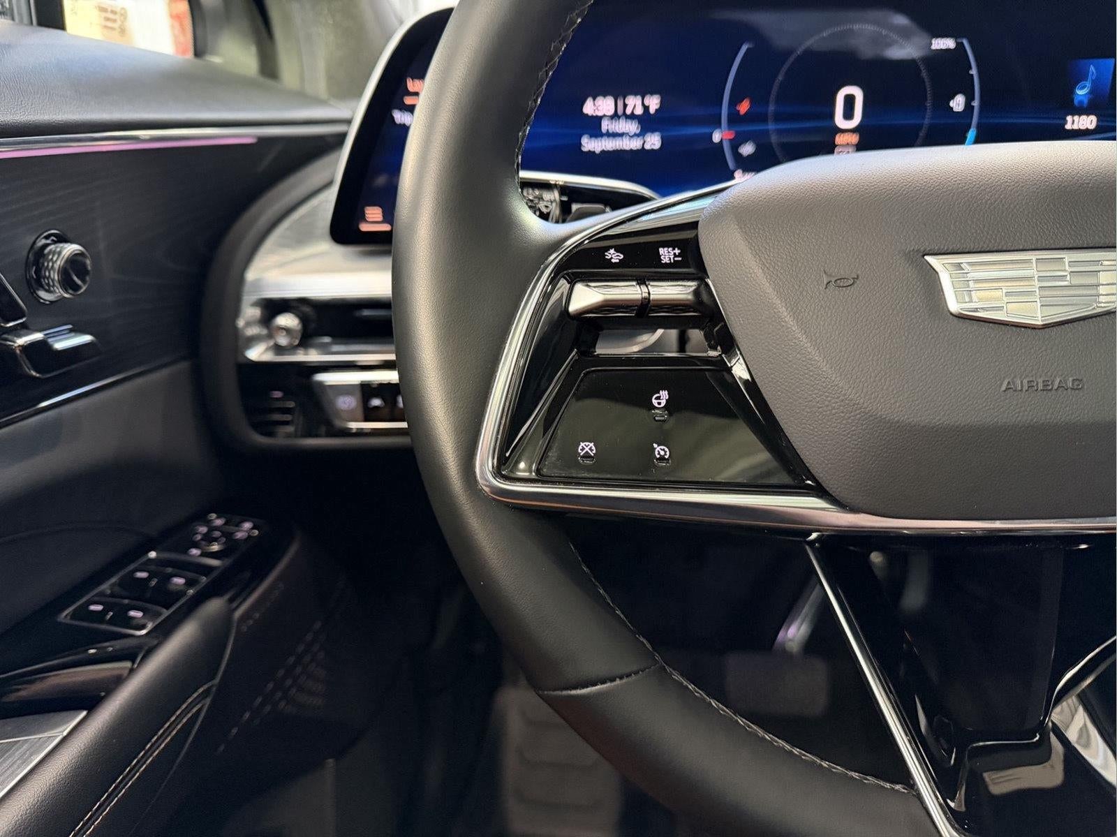 2024 Cadillac LYRIQ Sport