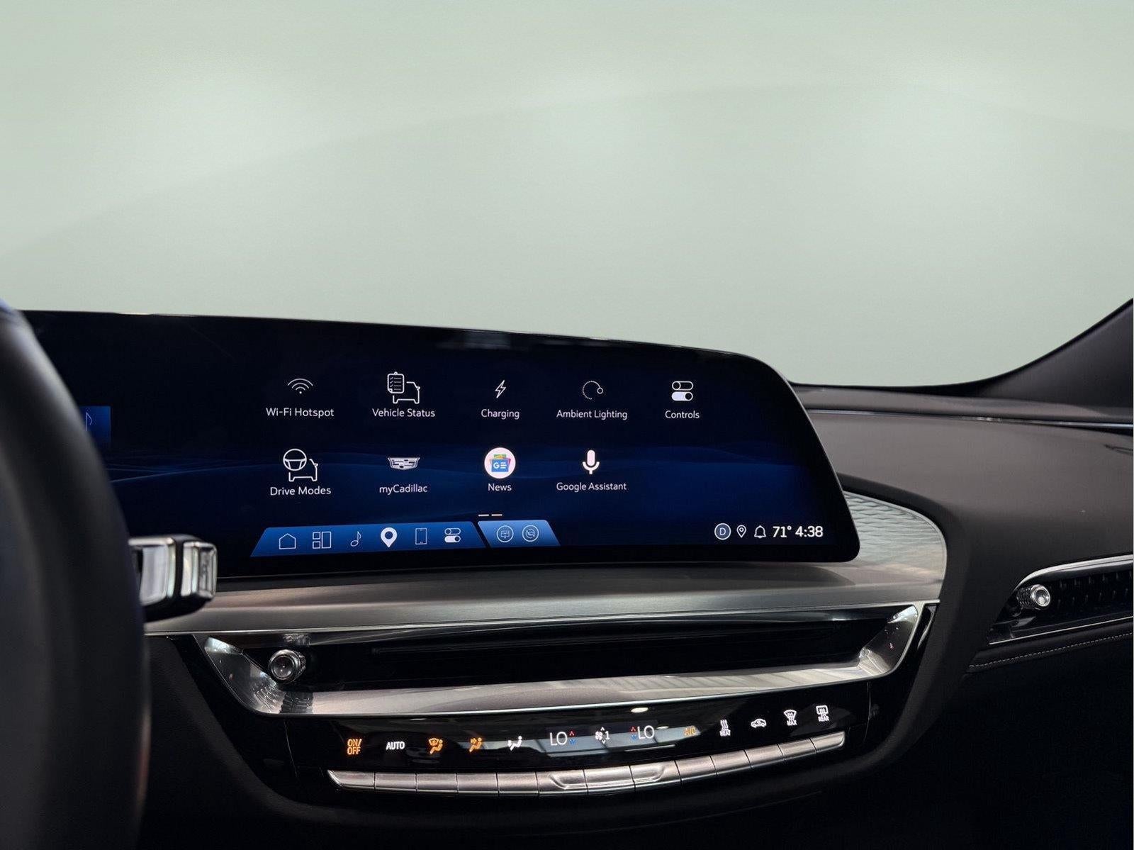 2024 Cadillac LYRIQ Sport