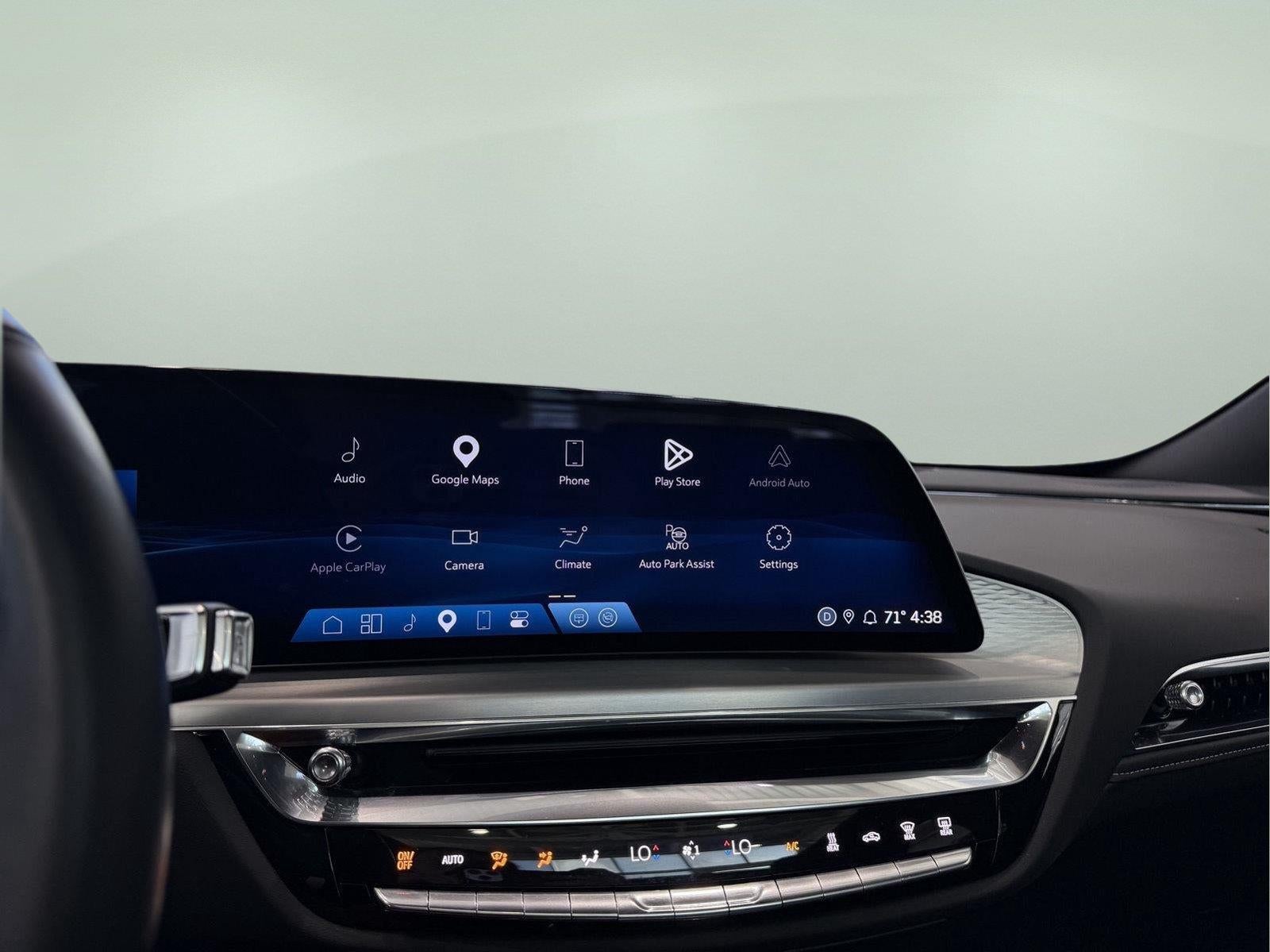 2024 Cadillac LYRIQ Sport