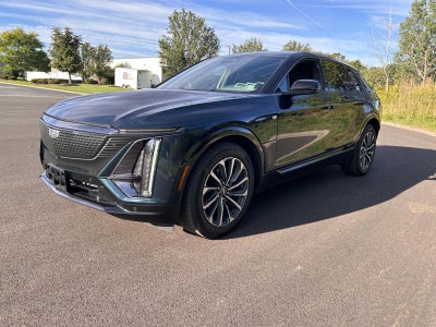2024 Cadillac Lyriq Sport