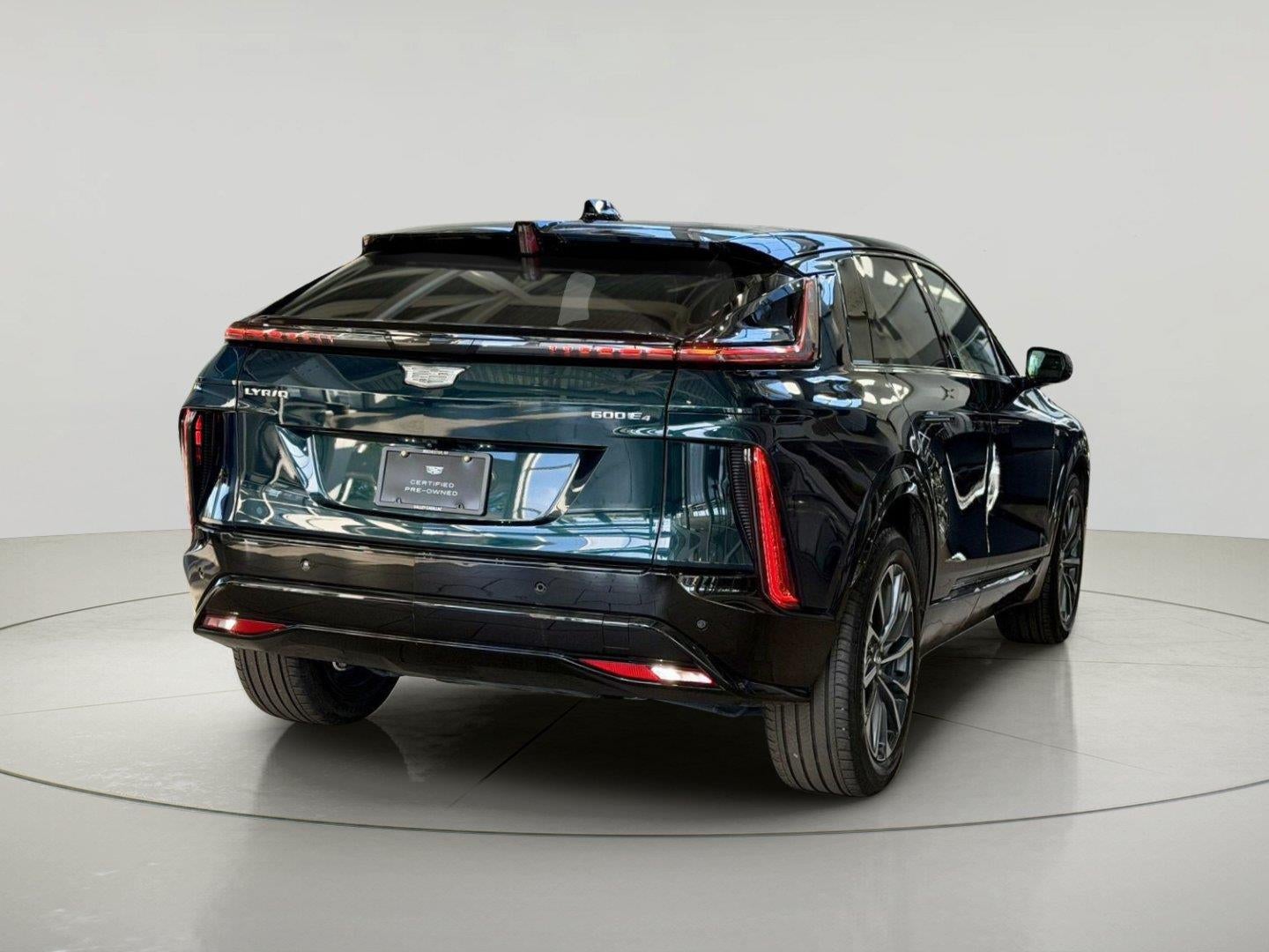 2024 Cadillac LYRIQ Sport