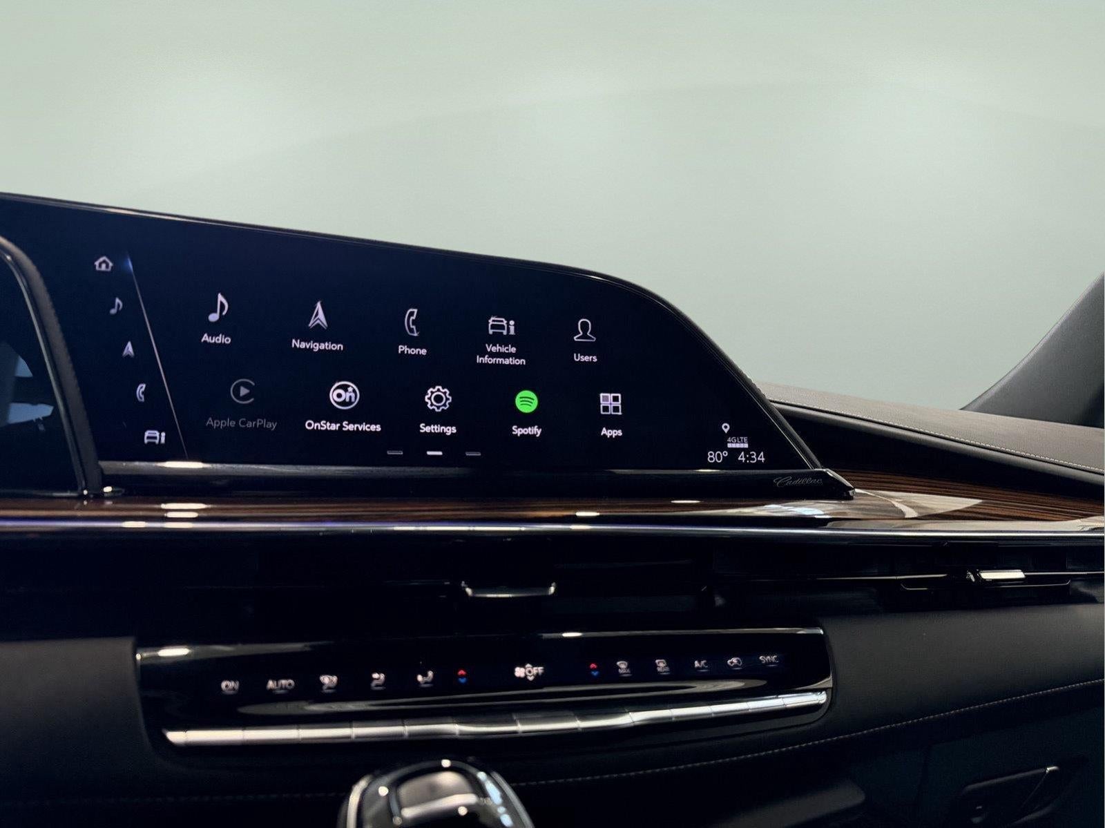 2024 Cadillac Escalade 4WD Luxury