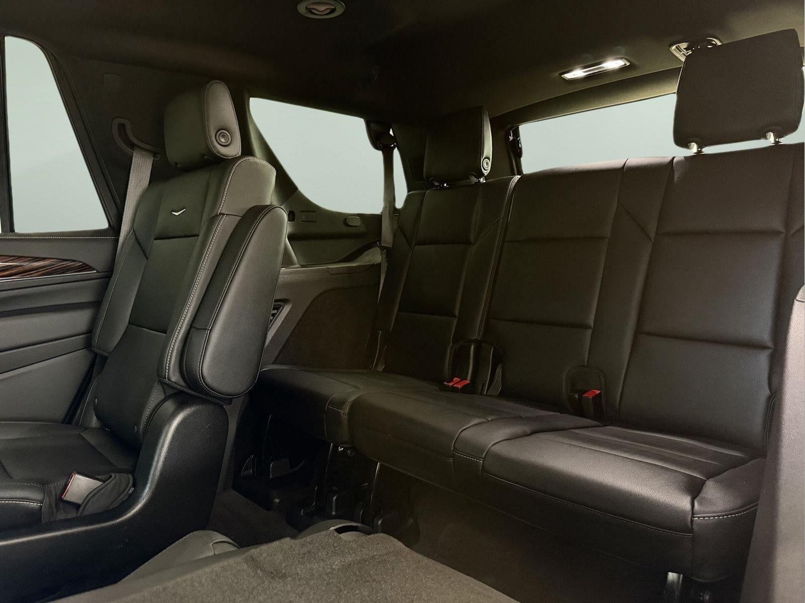 2024 Cadillac Escalade 4WD Luxury