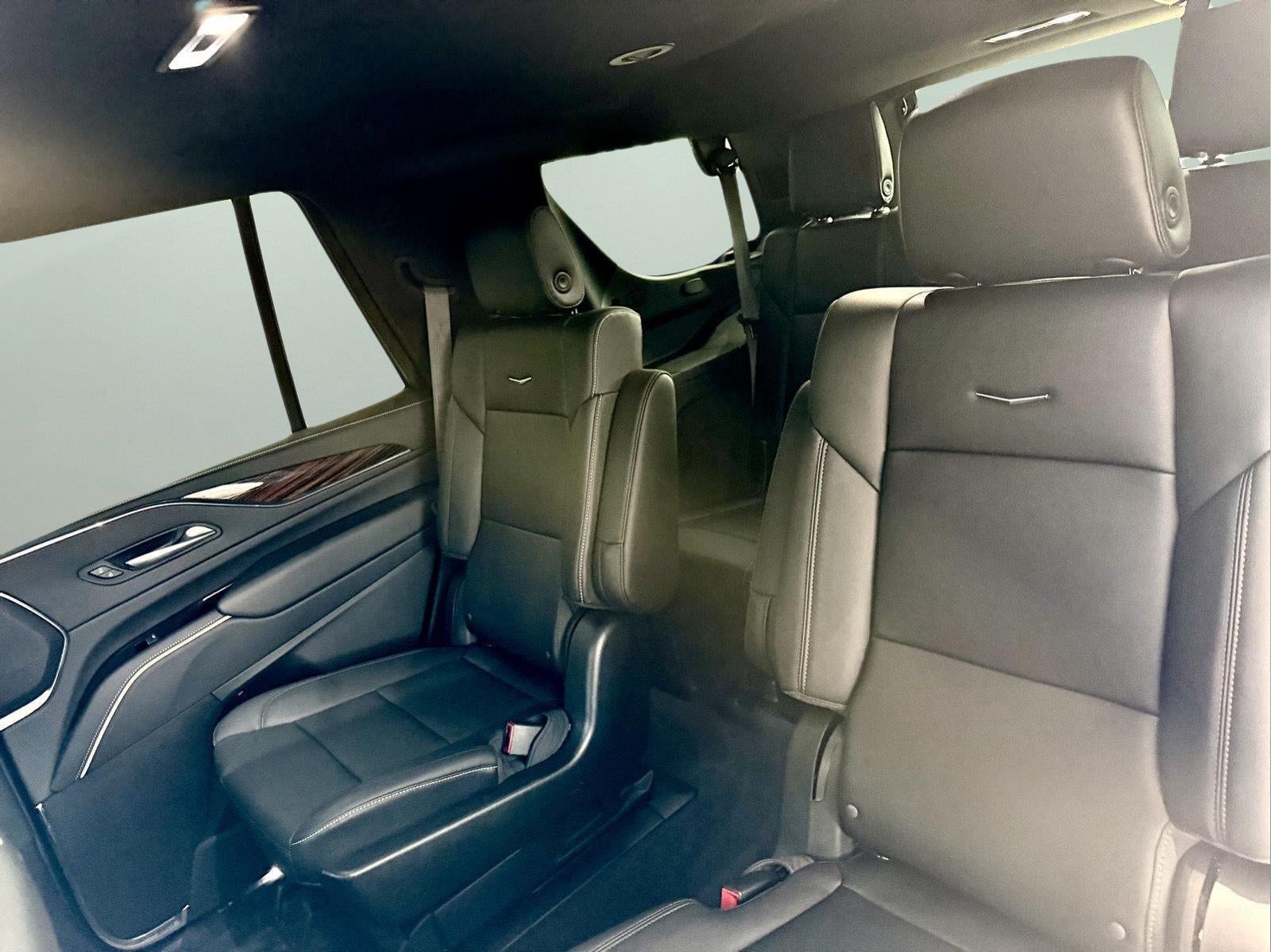 2024 Cadillac Escalade 4WD Luxury
